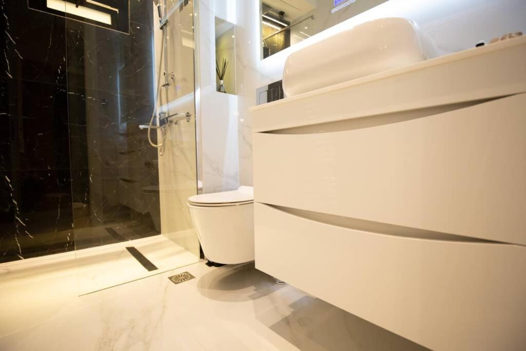 Ecostay-Serenity,Business Class Apartment By The Sea In Alimos Kalamaki Athens Ngoại thất bức ảnh